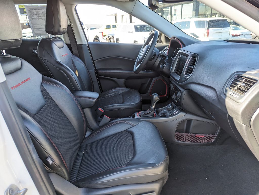 2020 Jeep Compass Trailhawk 33