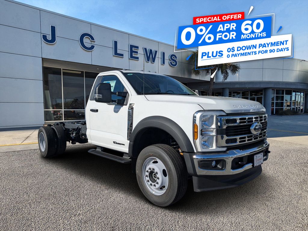 2025 Ford F-600 Chassis XL