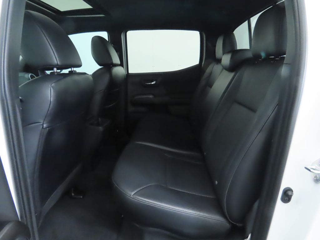 Thumbnail: 2023 Toyota Tacoma - 22