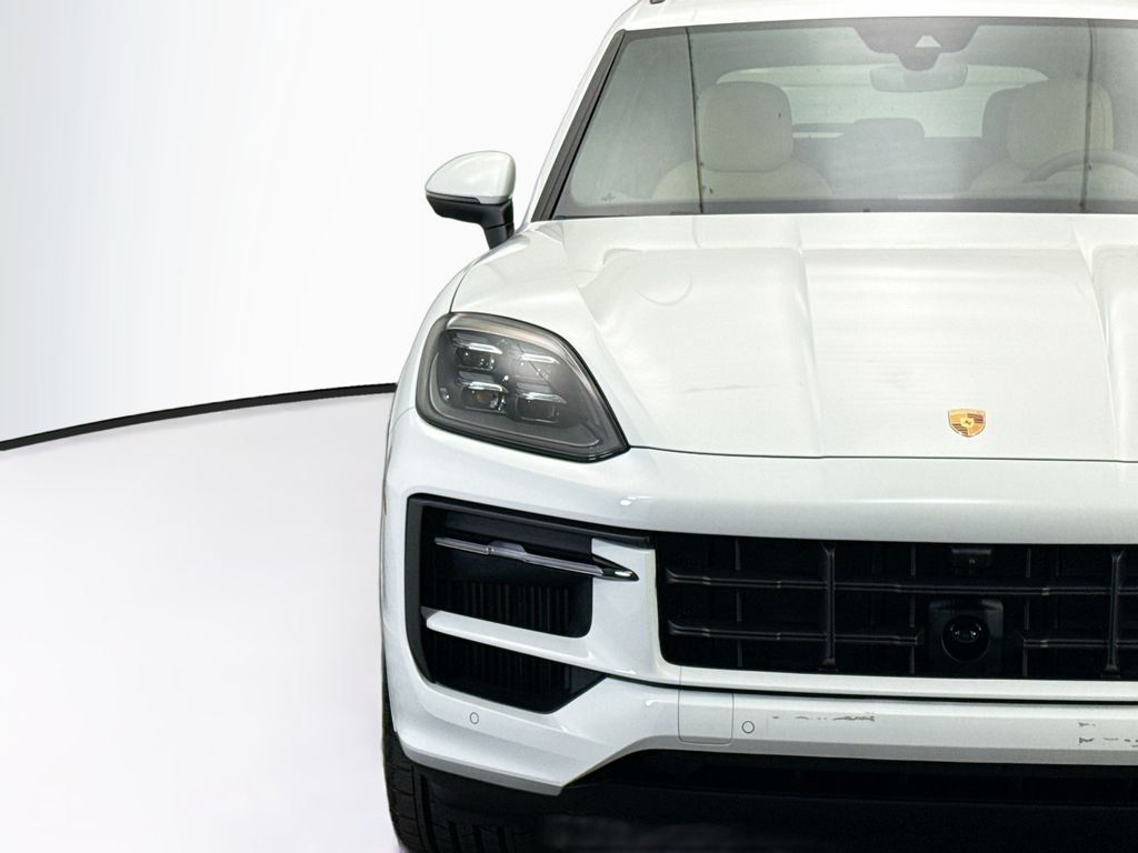 Thumbnail: 2026 Porsche Cayenne - 12