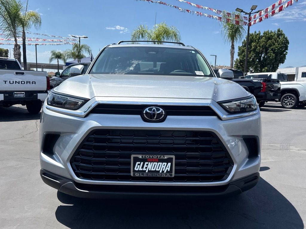New 2026 Toyota Grand Highlander Hybrid SUV