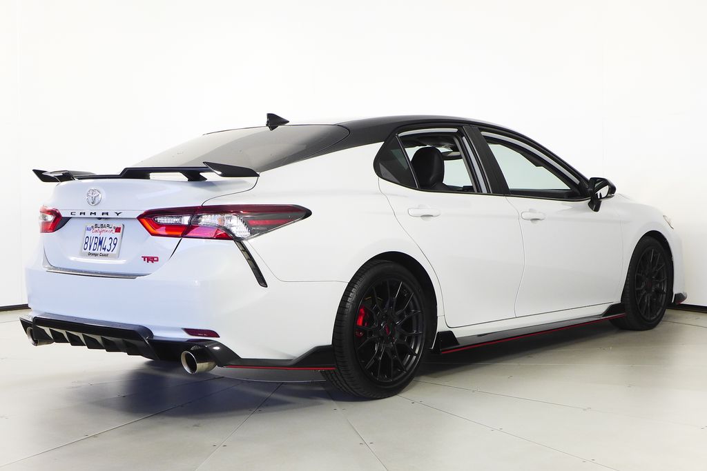 Thumbnail: 2021 Toyota Camry - 7