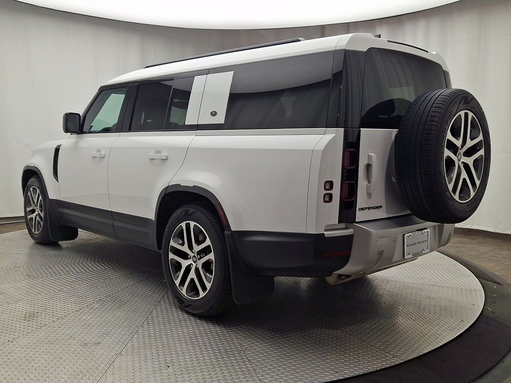 Thumbnail: 2023 Land Rover Defender - 6