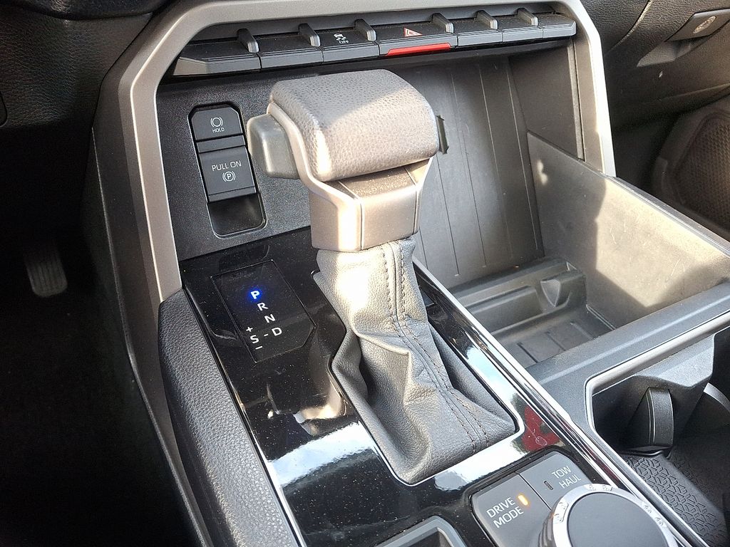 Thumbnail: 2023 Toyota Tundra - 15