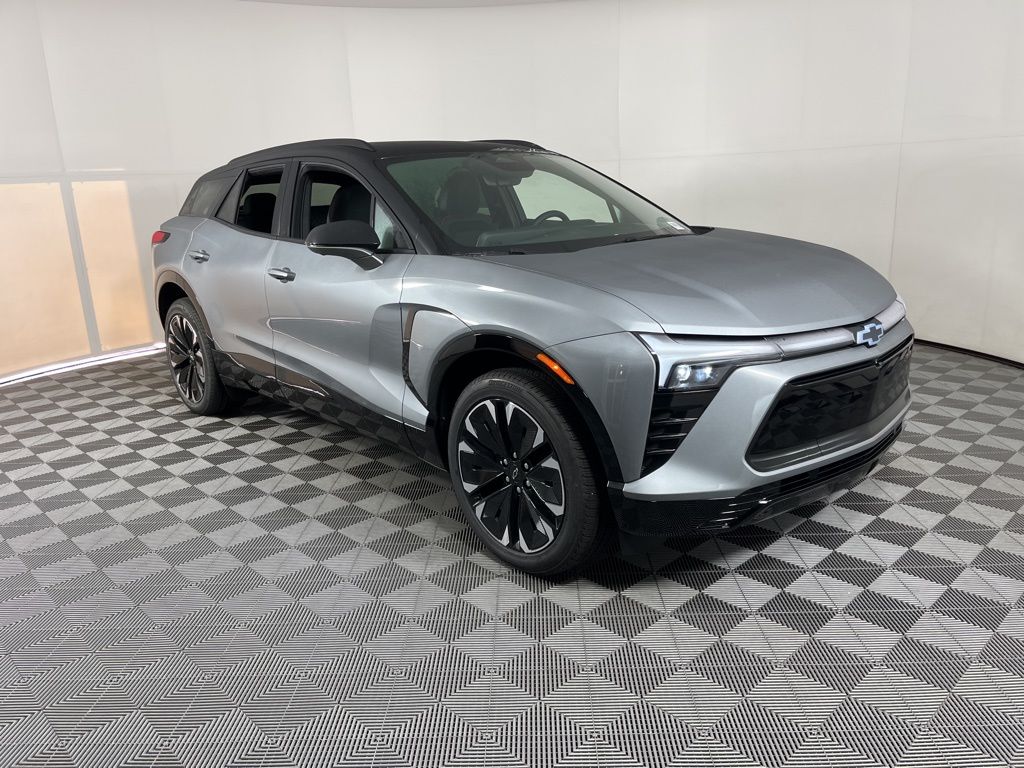 Thumbnail: 2025 Chevrolet Blazer EV - 19