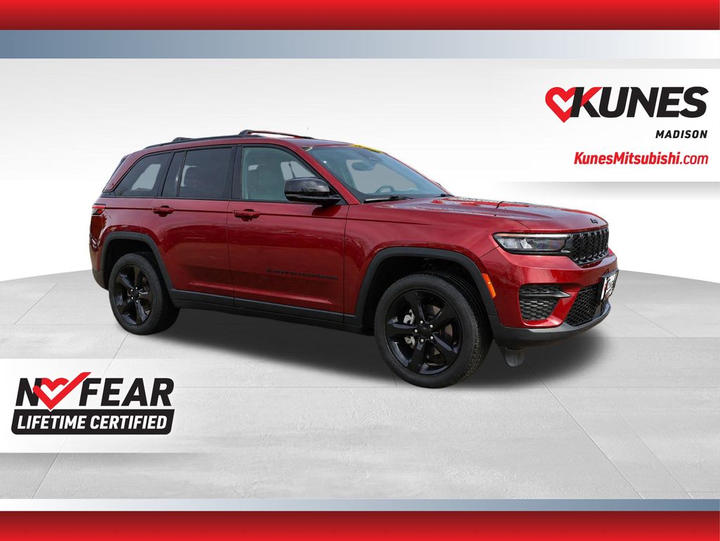 Velvet Red Pearlcoat 2023 Jeep Grand Cherokee Altitude X 4WD SUV / Crossover Four-Wheel Drive 8-Speed Automatic
