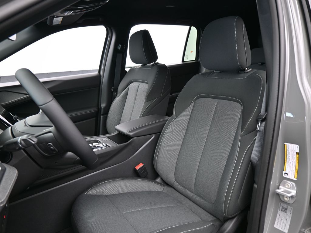 New 2026 Sting-Gray Clearcoat Jeep Laredo image 10