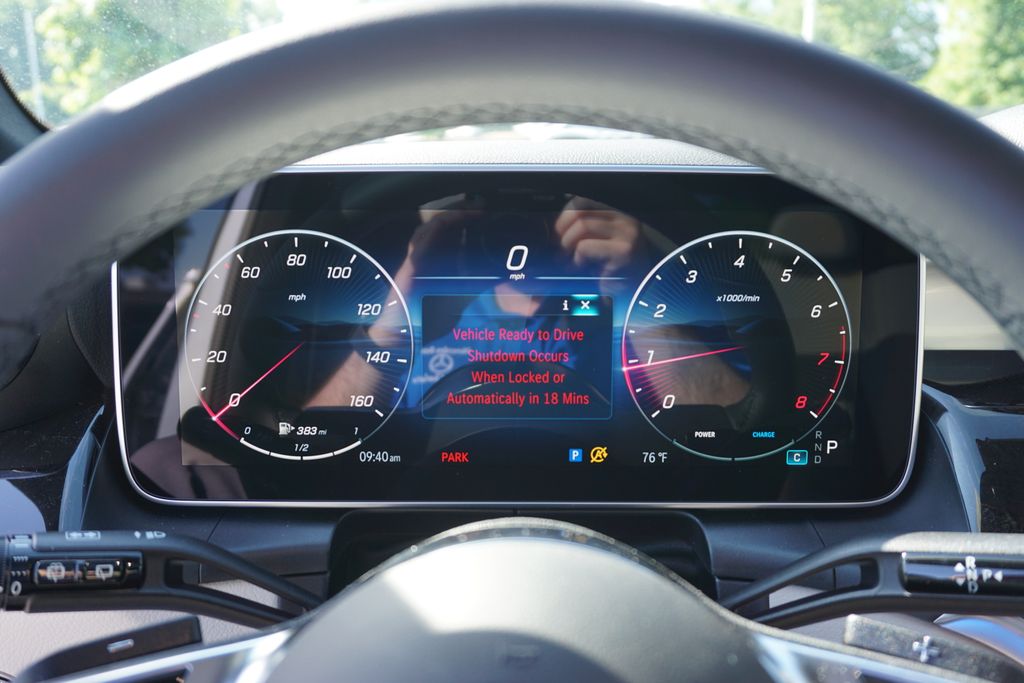 2025 Mercedes-Benz GLC 300 28
