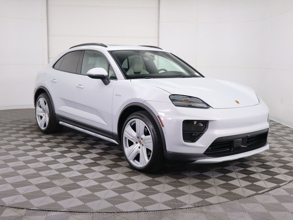 Thumbnail: 2025 Porsche Macan - 9