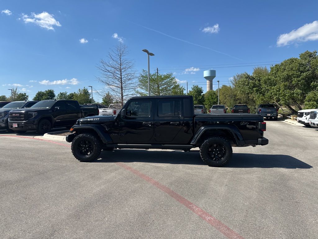 Used Car 2022 Jeep Gladiator  For Sale Under $30,000 In Austin, Texas