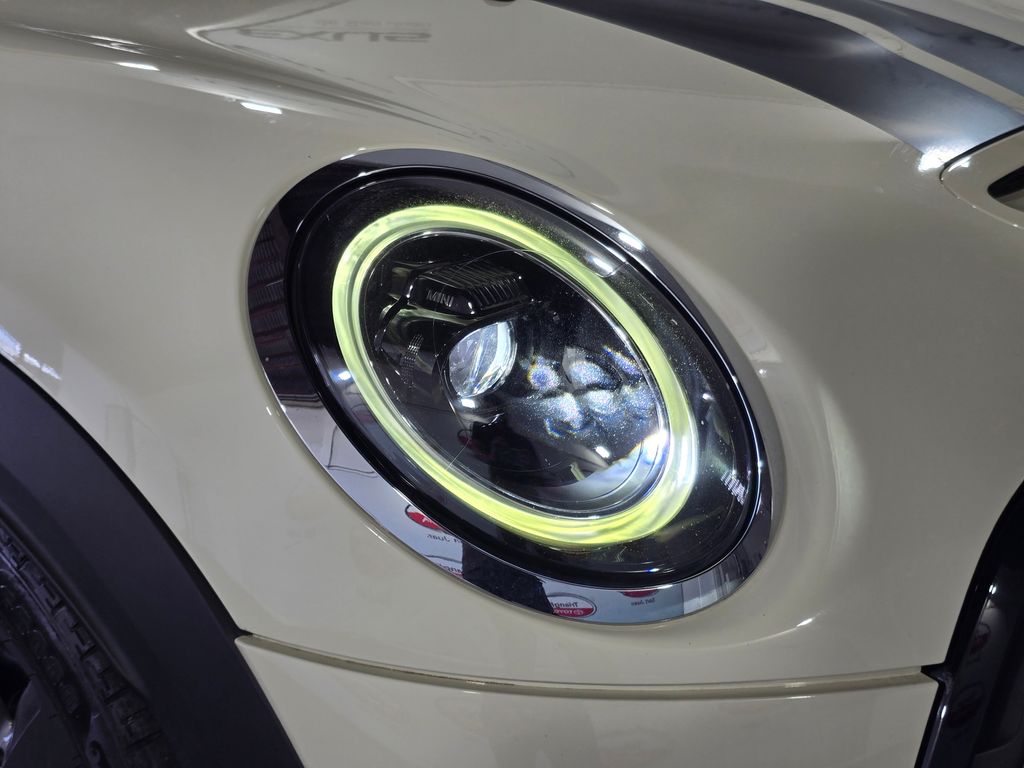 Thumbnail: 2022 MINI Cooper - 5