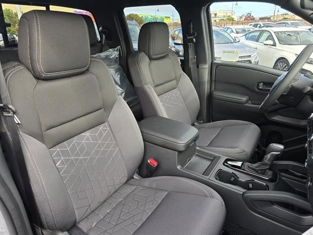 2026 Nissan Frontier SV - Photo 11