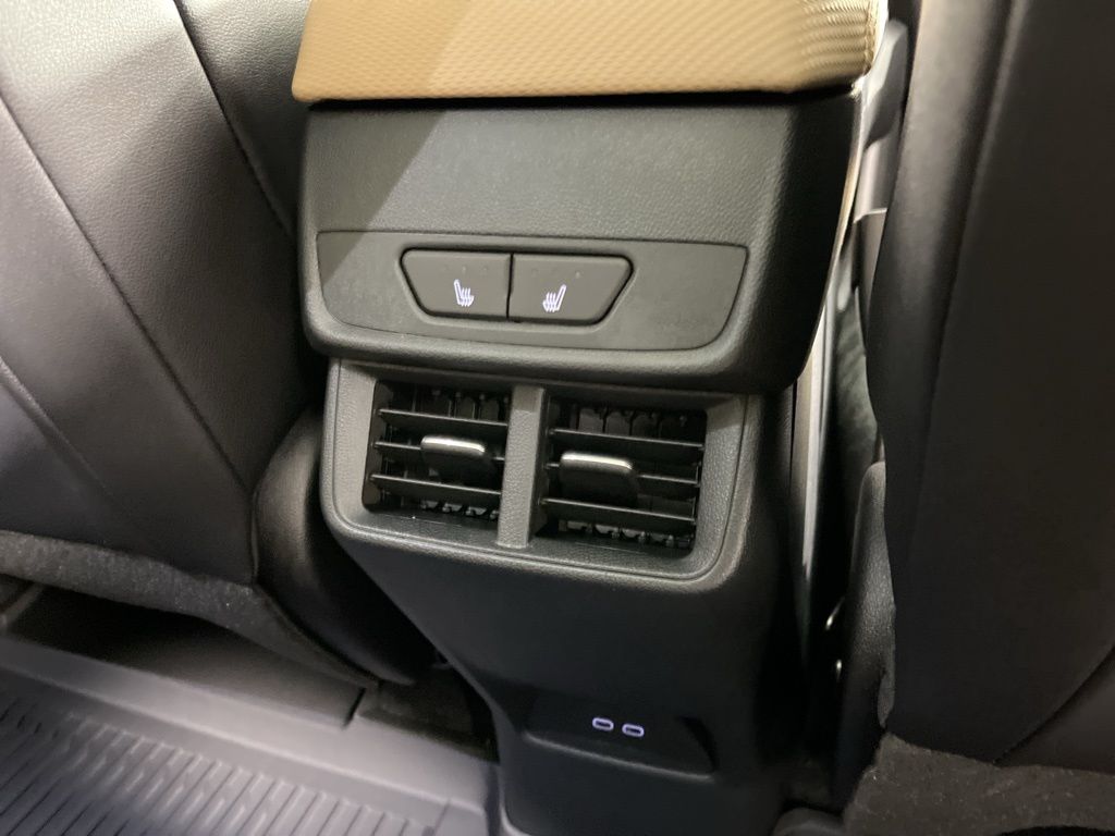 Thumbnail: 2026 Chevrolet Equinox - 17