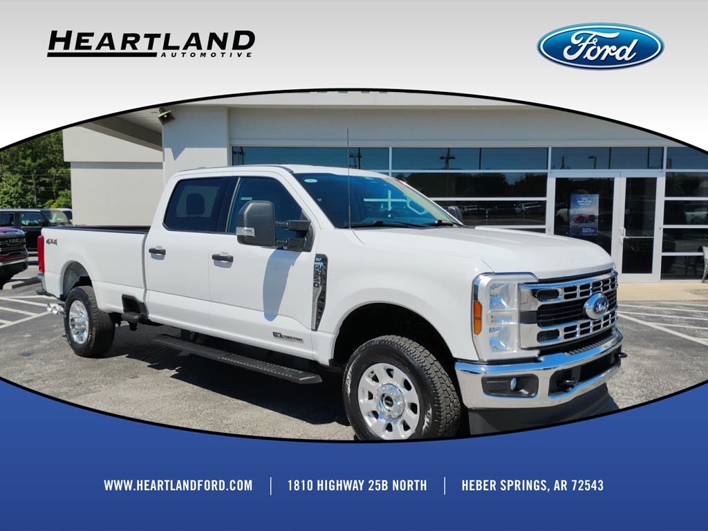 2024 Ford F-350 Super Duty XLT Crew Cab 4WD