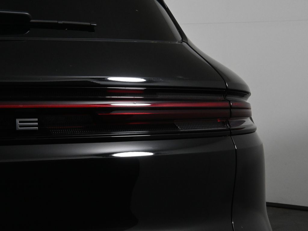 Thumbnail: 2026 Porsche Cayenne - 13