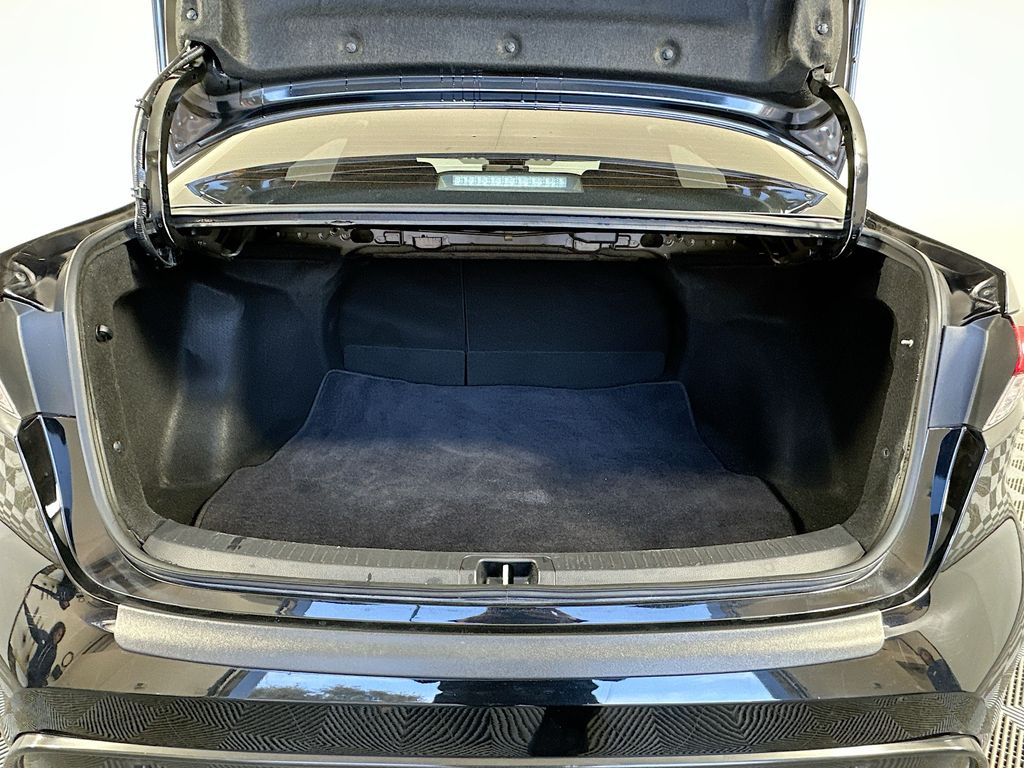 Thumbnail: 2025 Toyota Corolla - 24