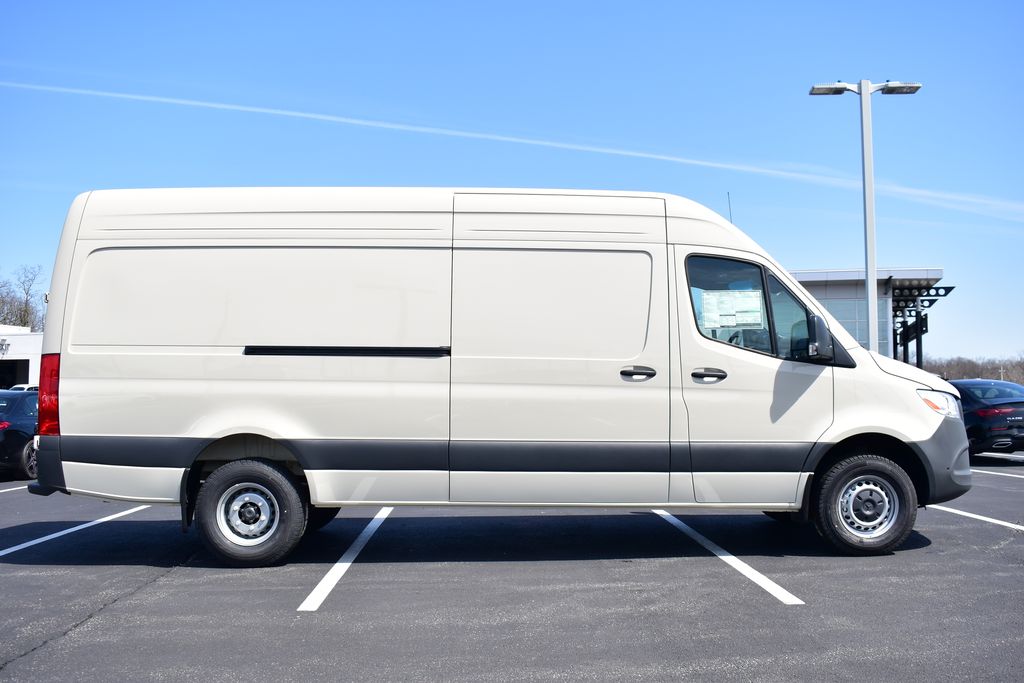 2024 Mercedes-Benz Sprinter 3500 7