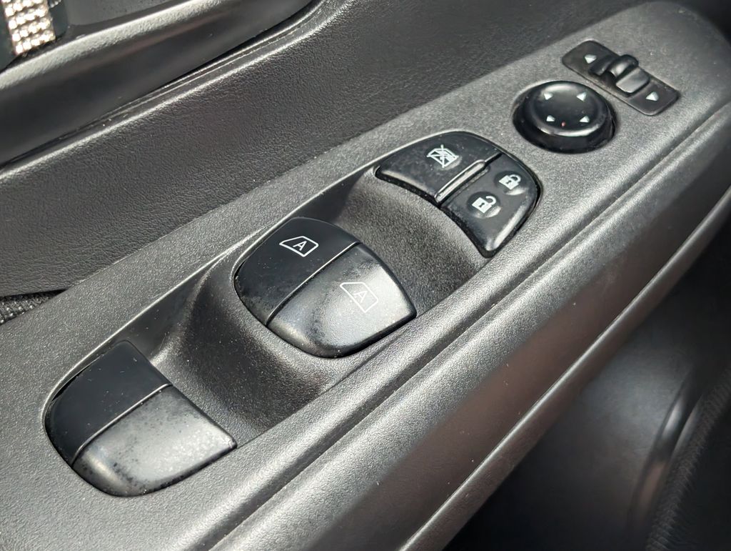 Used 2021 Nissan Kicks SUV