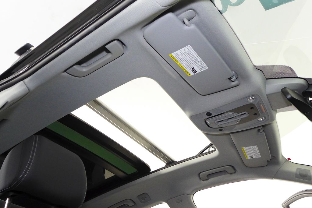 Thumbnail: 2023 Audi Q5 - 18