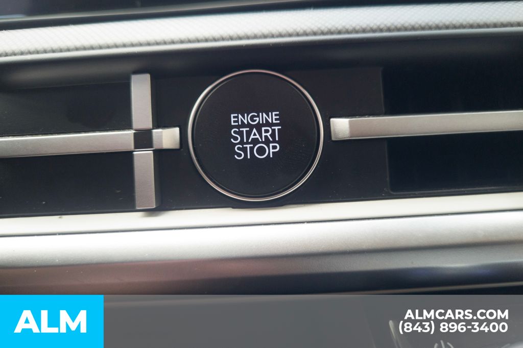 Used 2026 Gray Hyundai SEL image 31