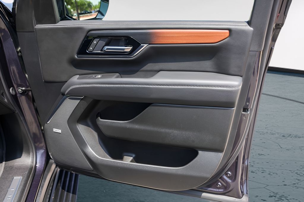 Used Car 2025 Gmc Yukon  Denali For Sale Under $80,000 In Austin, Texas
