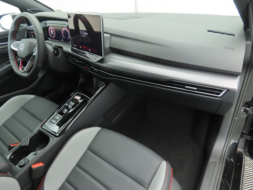 Thumbnail: 2025 Volkswagen Golf - 17