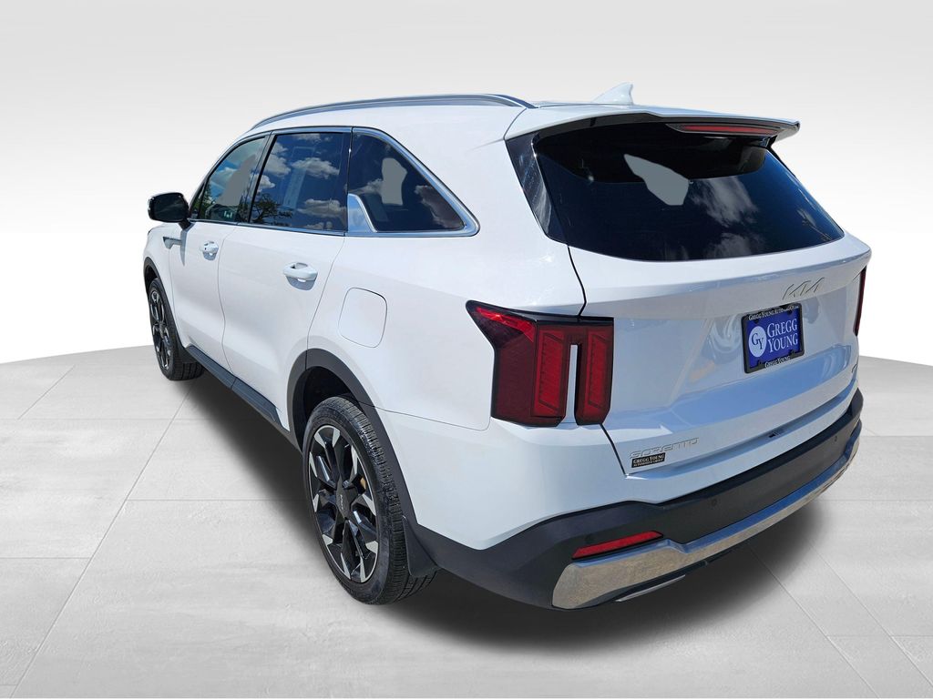 Used 2024 Kia Sorento SUV