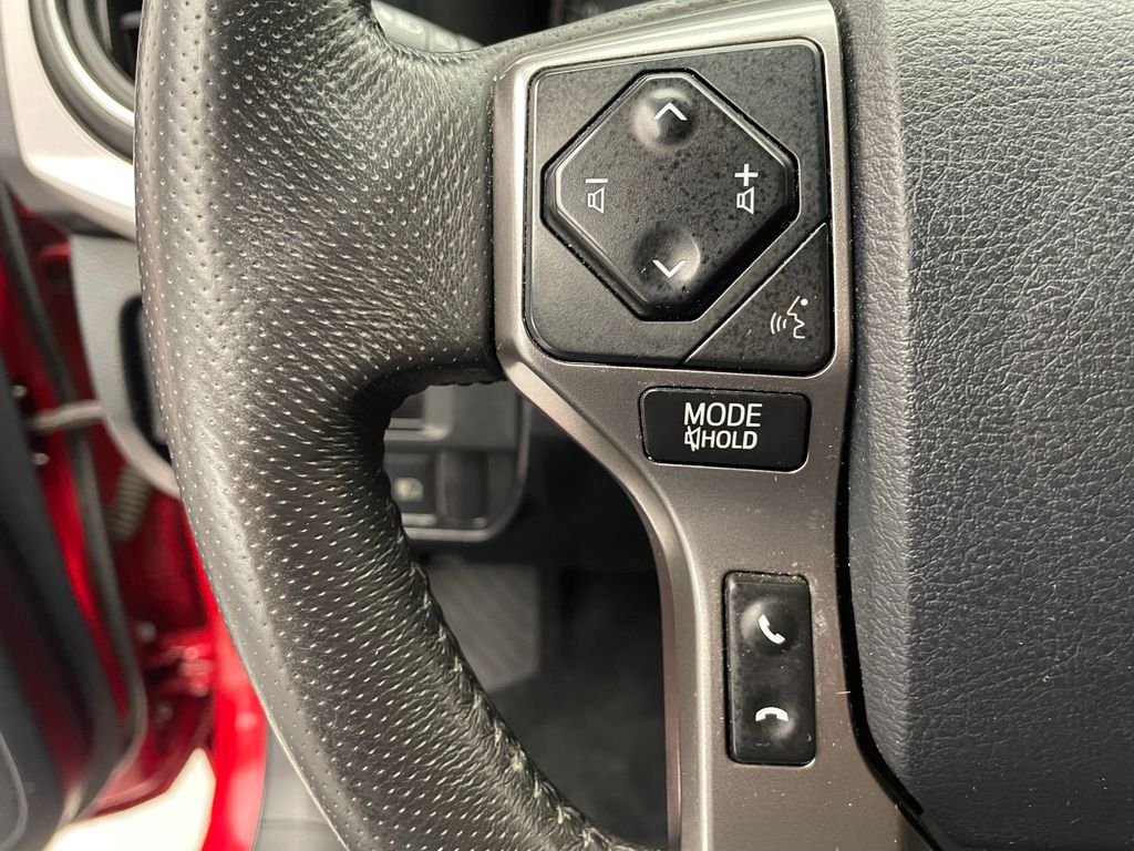 Thumbnail: 2019 Toyota Tacoma - 21