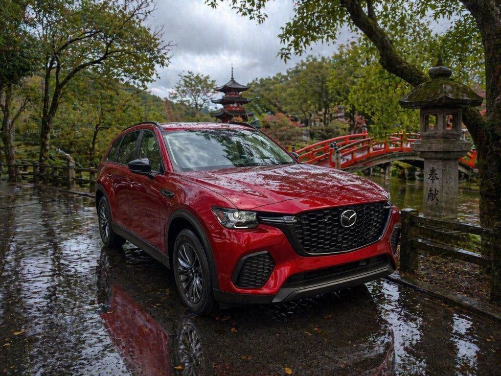 2026 Mazda CX-70 PHEV SC AWD's photo