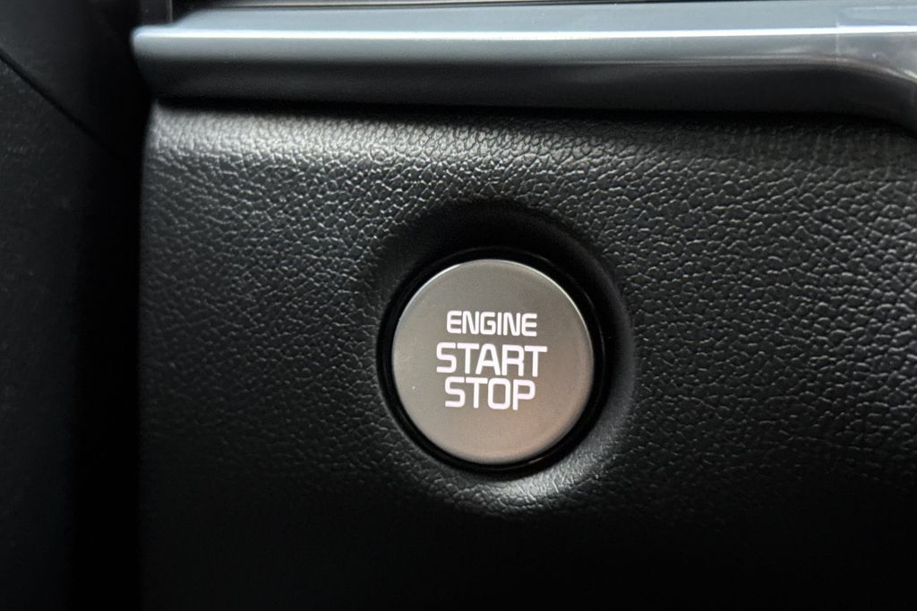 new 2026 Kia Sorento Hybrid car, priced at $48,900