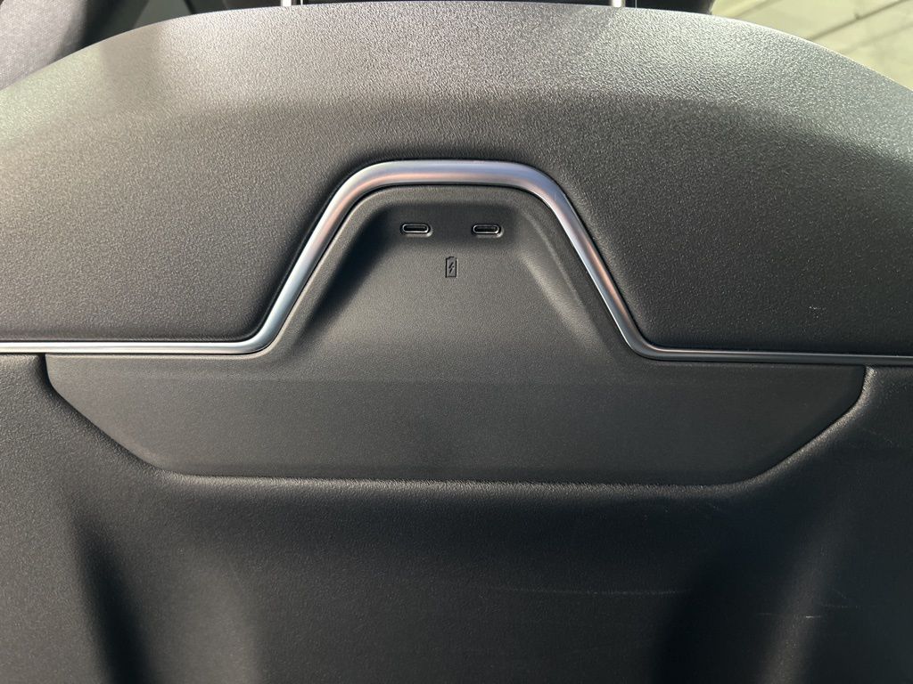 used 2025 Lincoln Navigator car, priced at $84,760