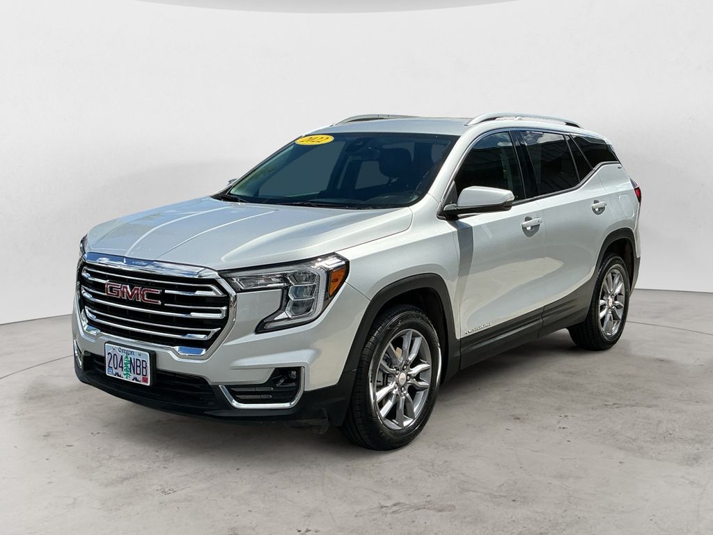 Used 2022 Silver GMC SLT image 3