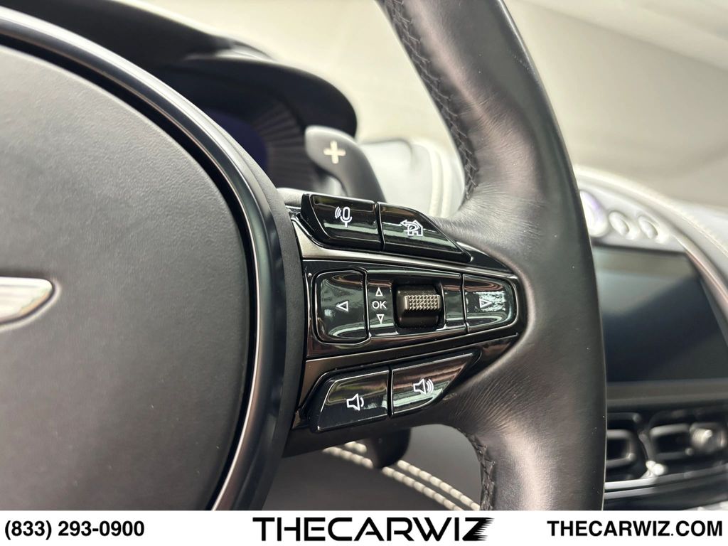 2021 Aston Martin DBX