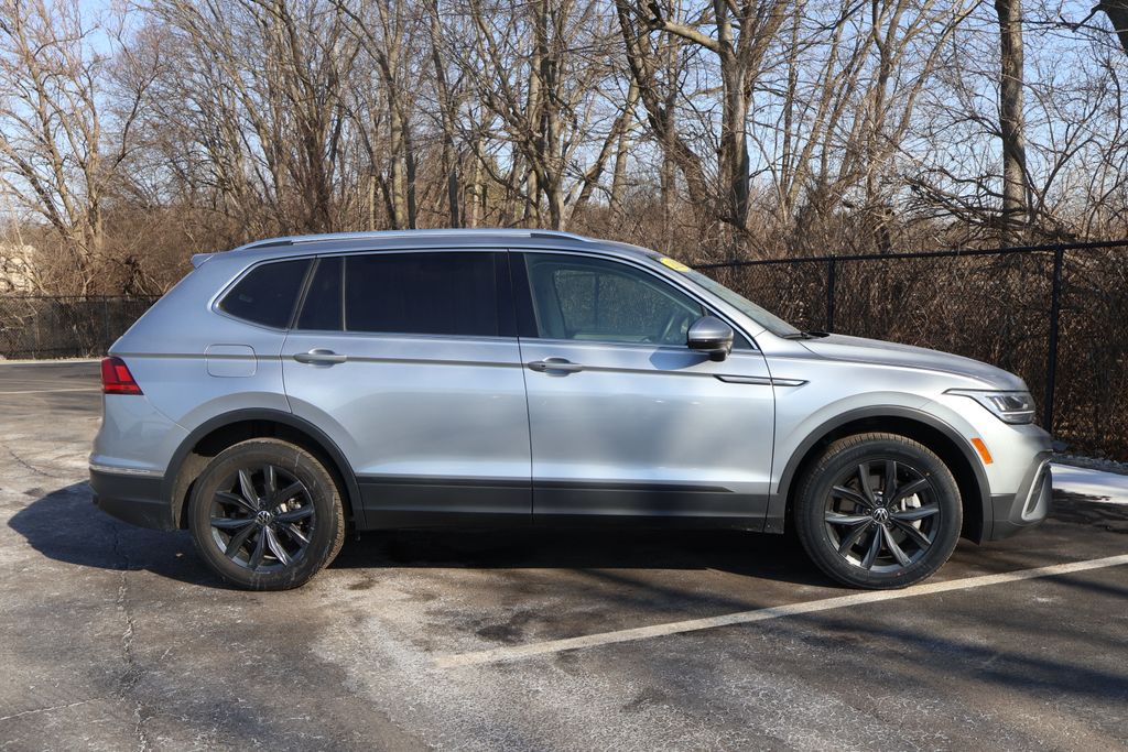 Thumbnail: 2024 Volkswagen Tiguan - 9