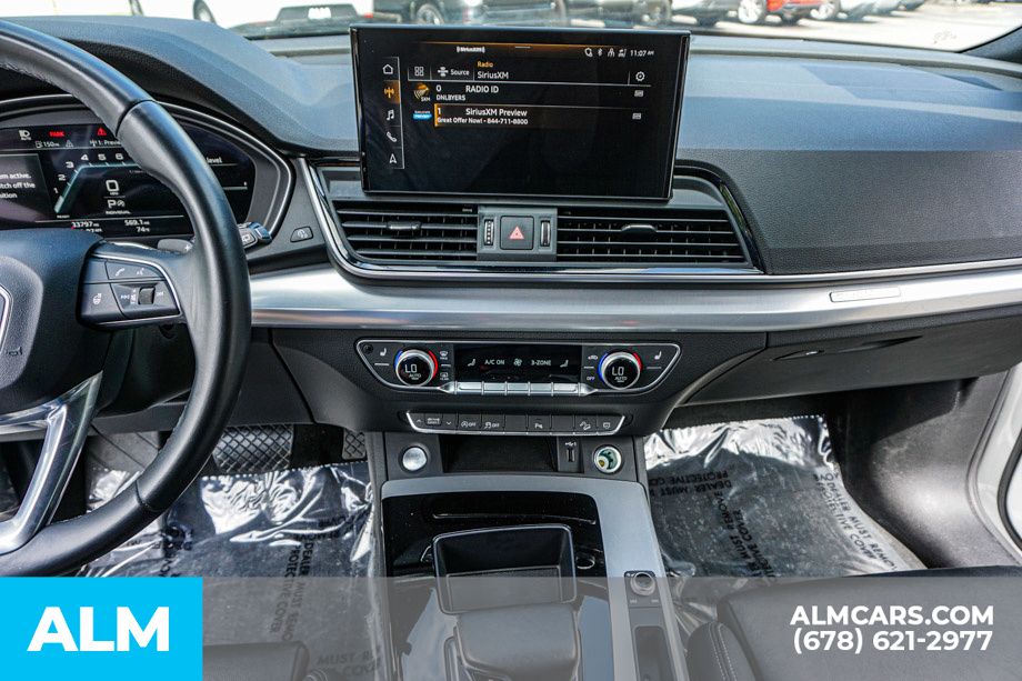 Used 2025 Black Audi  image 40