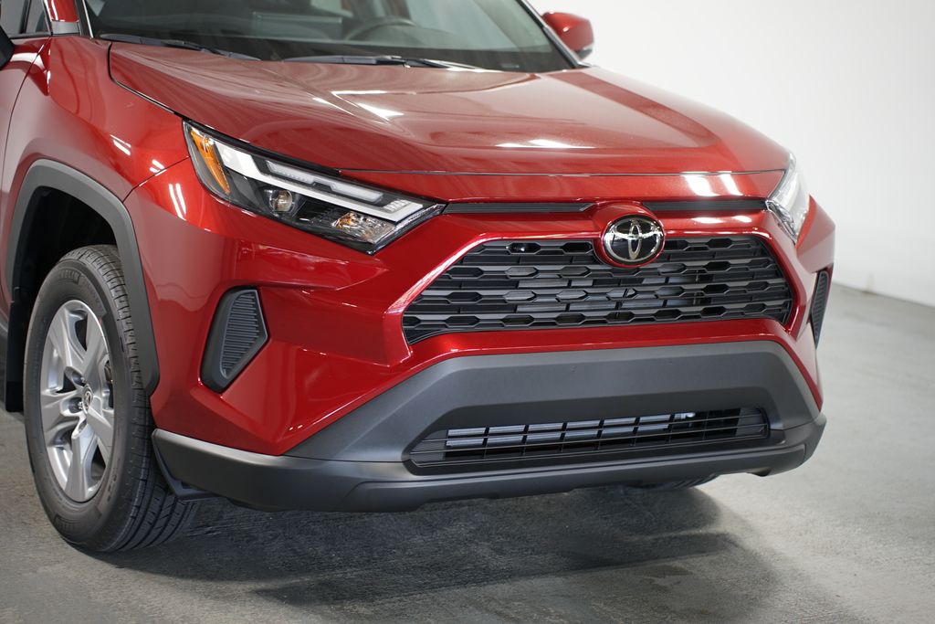 2025 Toyota RAV4 XLE 4