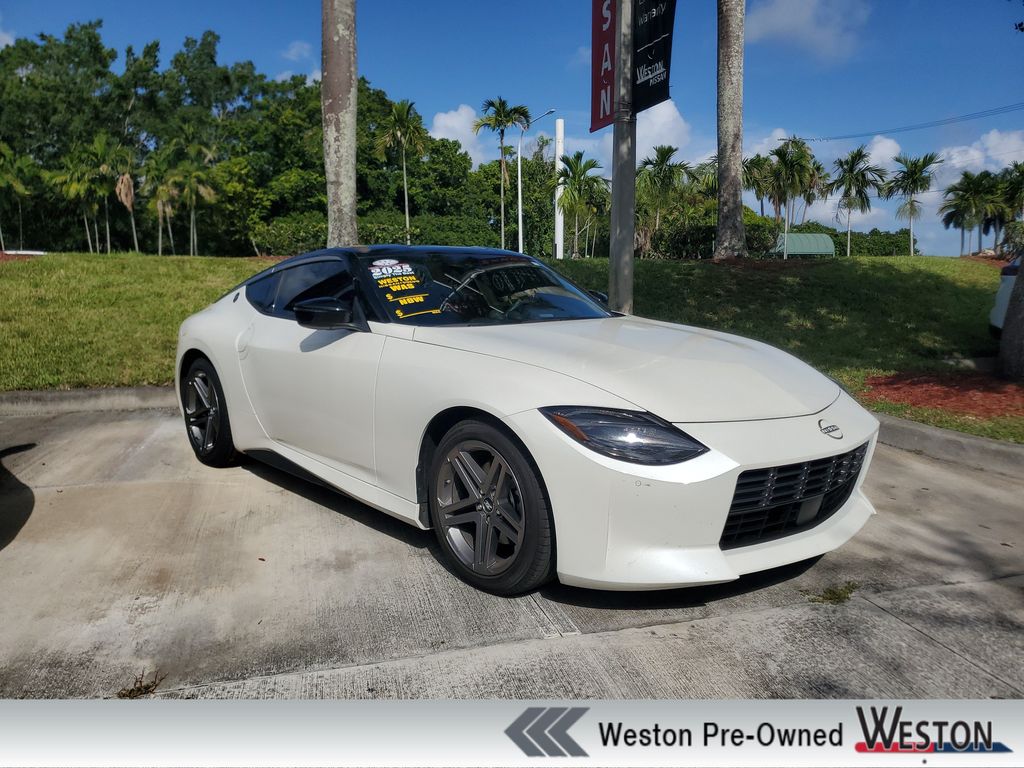 Pearl White/Super Black 2025 Nissan Z Coupe Rear-Wheel Drive 9-Speed Automatic