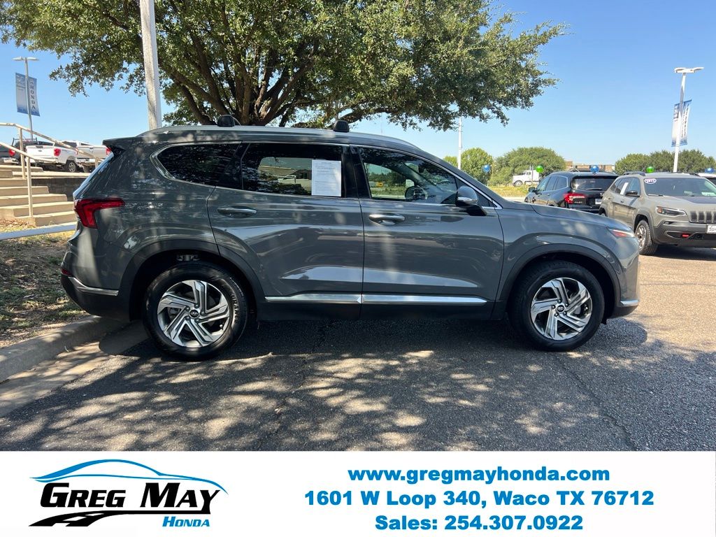 2022 Hyundai Santa Fe SEL - 8