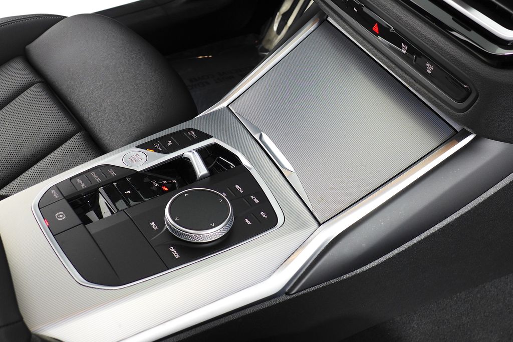 Thumbnail: 2023 BMW 3 Series - 15