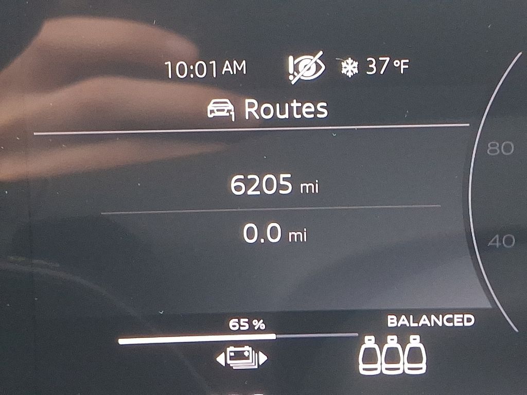 Thumbnail: 2025 Audi e-tron S - 21