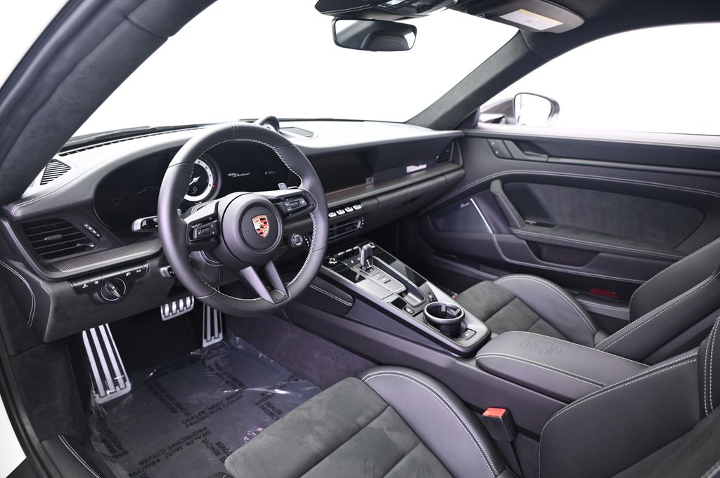 2024 Porsche 911 Carrera S 4