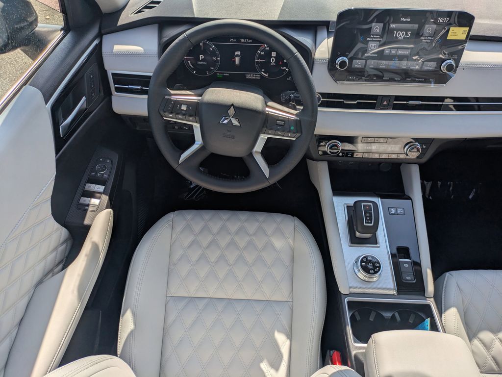 2025 Mitsubishi Outlander Plug-in Hybrid SEL - Photo 17