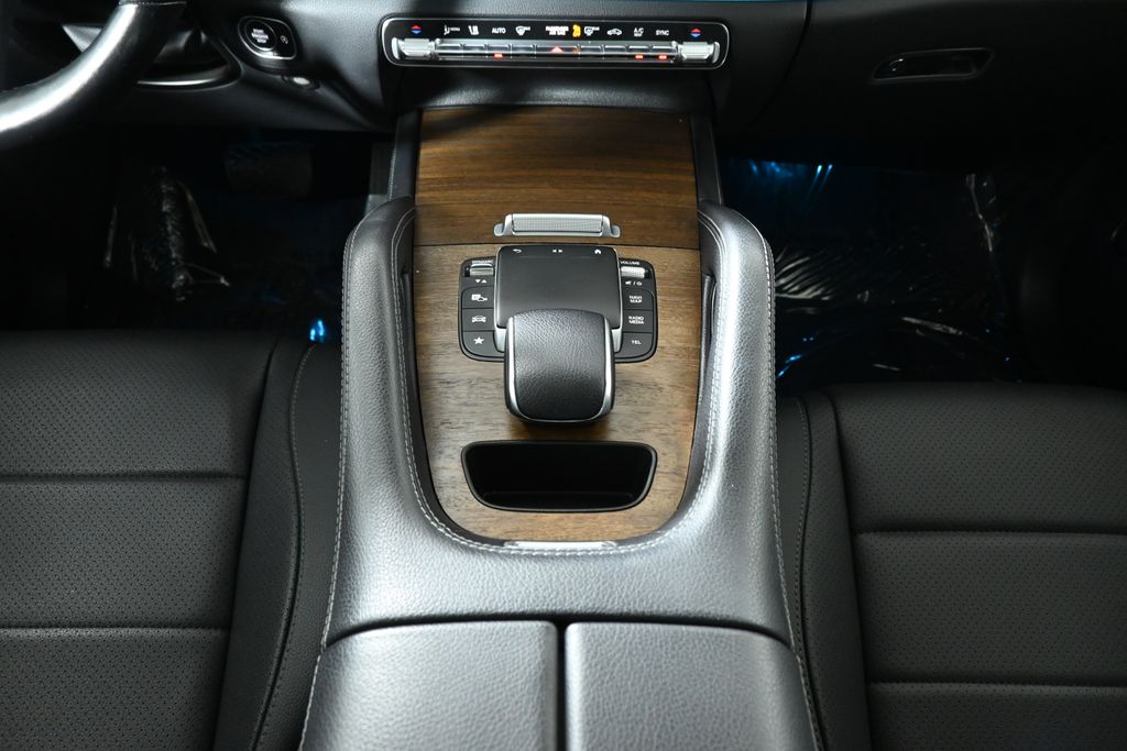 Thumbnail: 2021 Mercedes-Benz GLE - 25