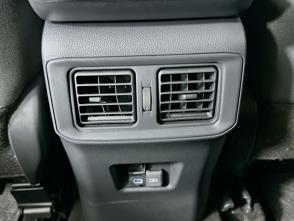 Thumbnail: 2023 Toyota RAV4 - 26