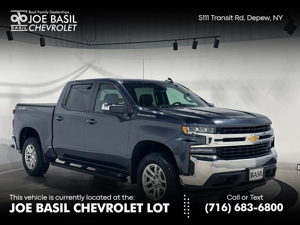 Shadow Gray Metallic 2022 Chevrolet Silverado 1500 Pickup Truck Four-Wheel Drive 8-Speed Automatic