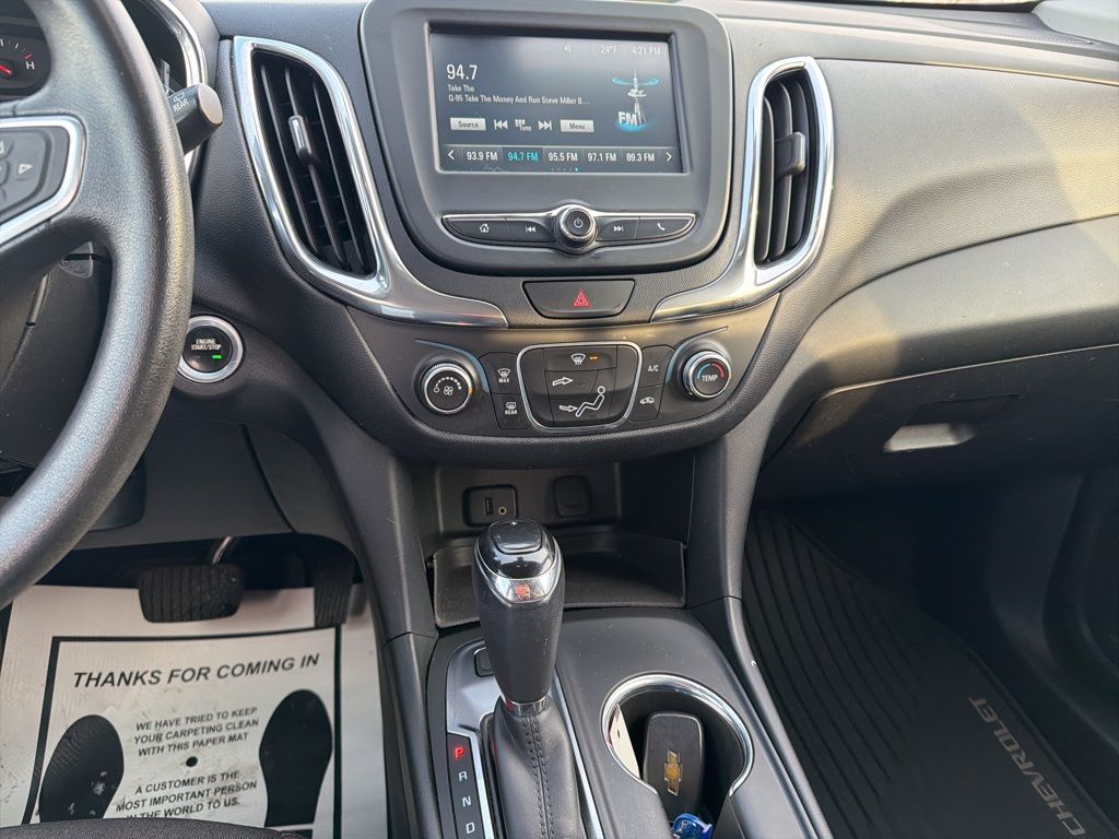 Thumbnail: 2018 Chevrolet Equinox - 15