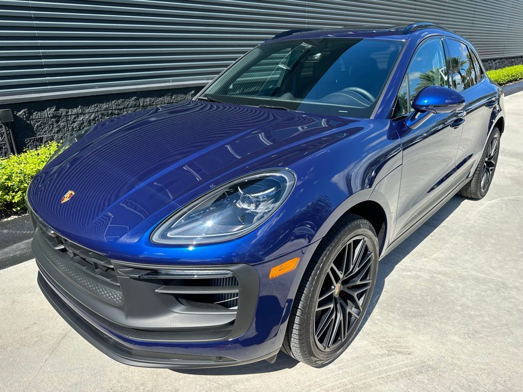 Thumbnail: 2025 Porsche Macan - 7
