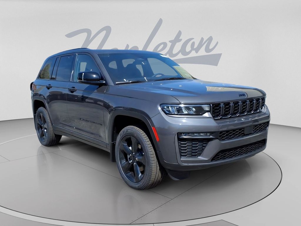 Baltic Gray Metallic Clearcoat 2026 Jeep Grand Cherokee Limited 4WD SUV / Crossover Four-Wheel Drive 8-Speed Automatic