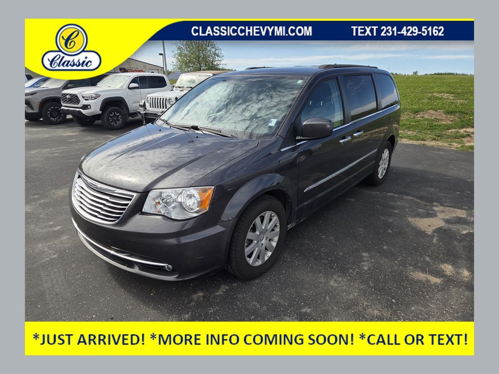 Gray (Granite Crystal Metallic Clearcoat) 2016 Chrysler Town & Country Touring FWD Minivan Front-Wheel Drive 6-Speed Automatic