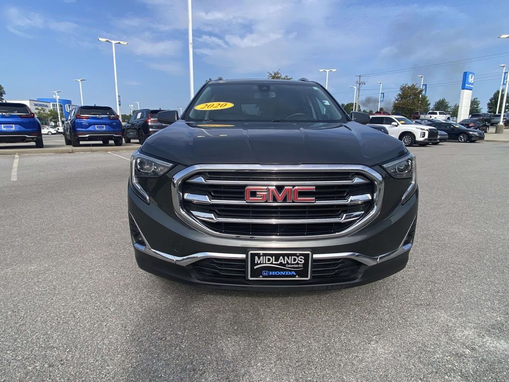 Used 2020 Gray GMC SLT image 2